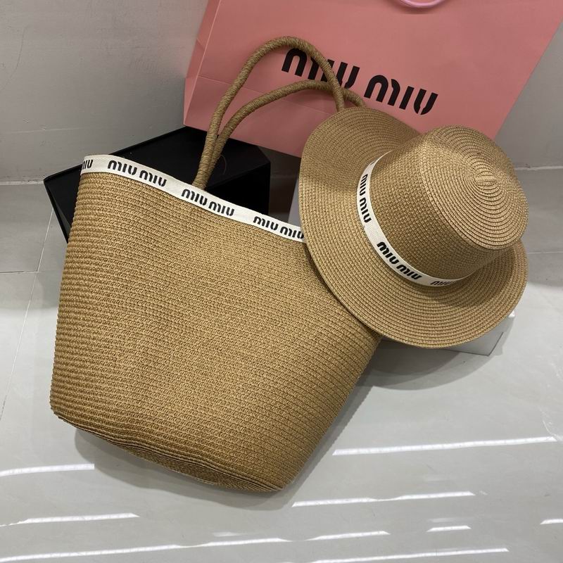 Miumiu hat bag dx05